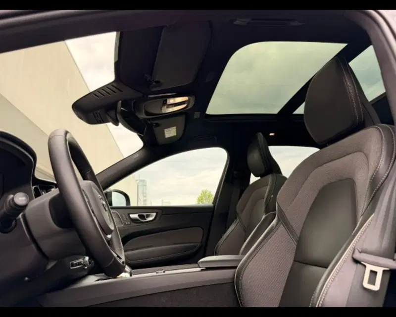 Volvo XC60 usata a Treviso (14)