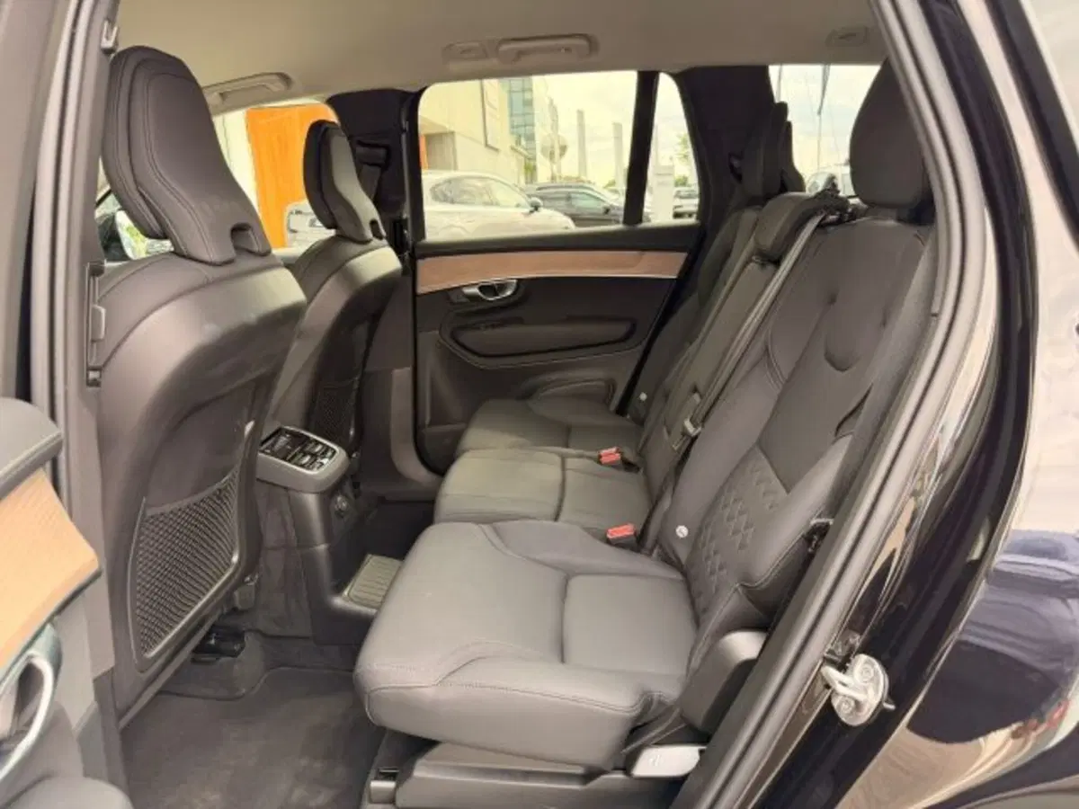 Volvo XC90 usata a Treviso (10)