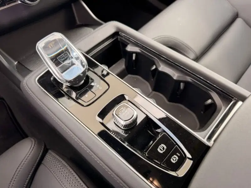 Volvo XC90 usata a Treviso (17)