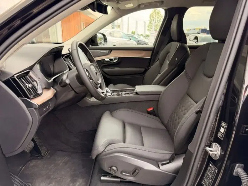 Volvo XC90 usata a Treviso (9)