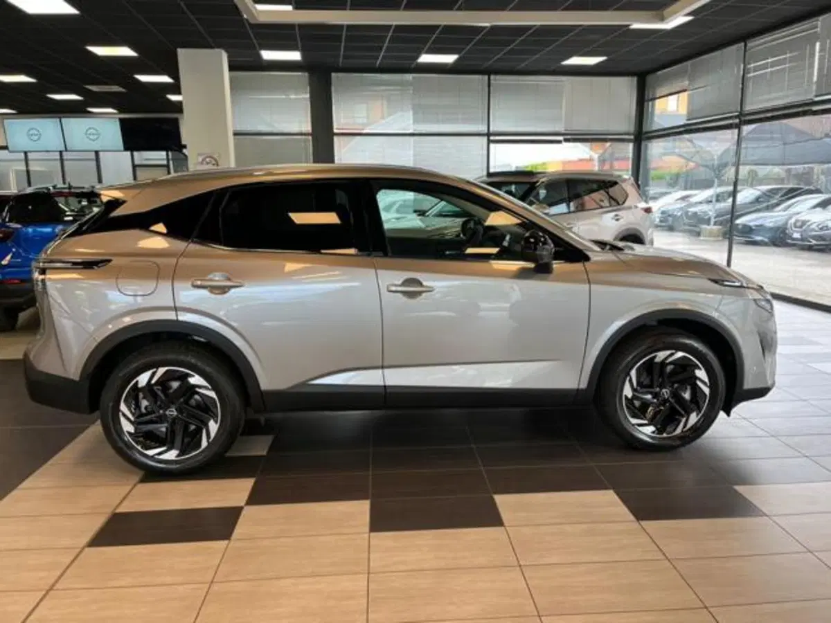 Nissan Qashqai nuova a Como (3)