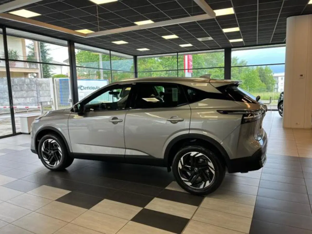Nissan Qashqai nuova a Como (5)