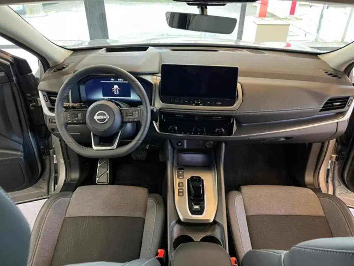 Nissan Qashqai nuova a Como (7)