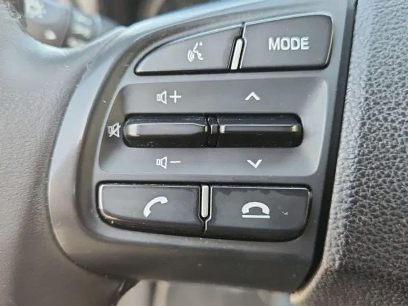 Hyundai i10 usata a Roma (19)