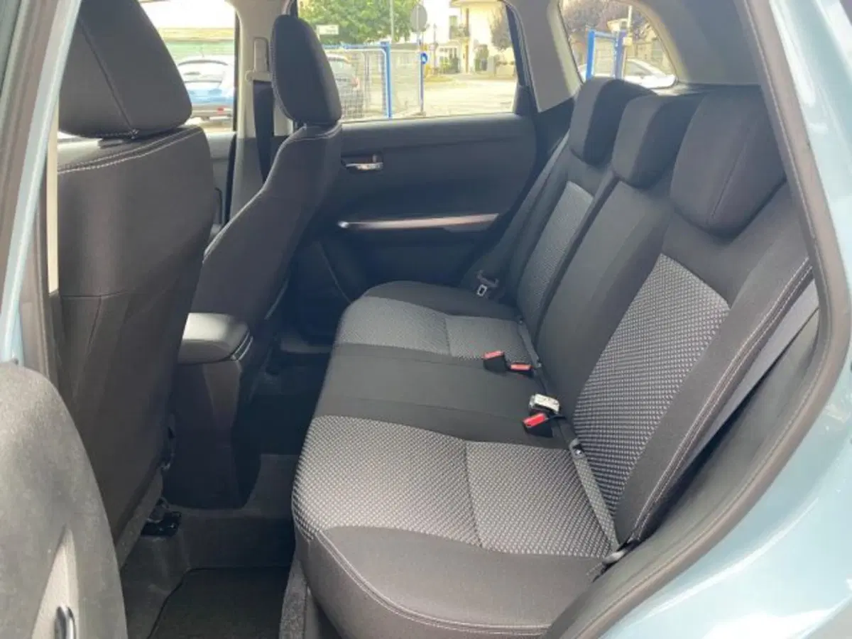 Suzuki Vitara nuova a Cuneo (8)