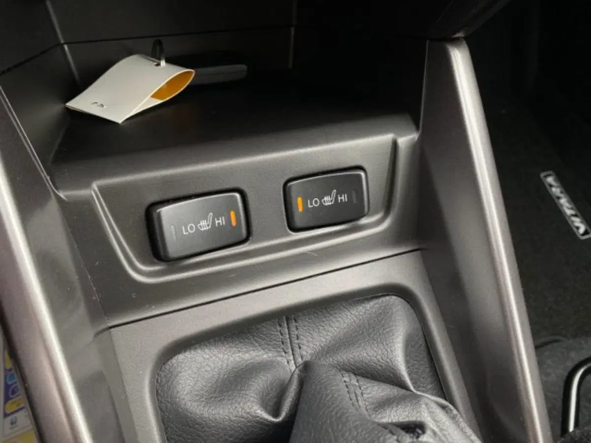 Suzuki Vitara nuova a Cuneo (11)