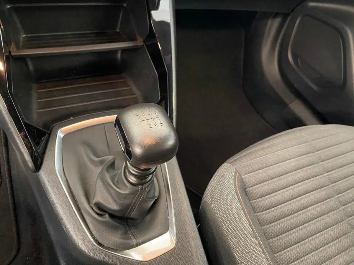 Peugeot 2008 usata a Torino (12)