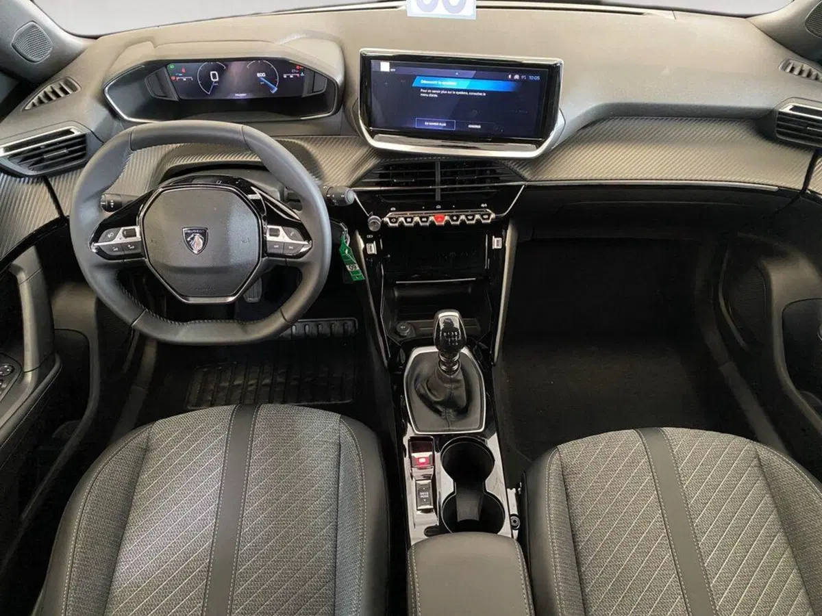 Peugeot 2008 nuova a Torino (6)