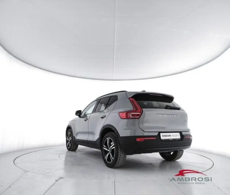 Volvo XC40 usata a Perugia (4)