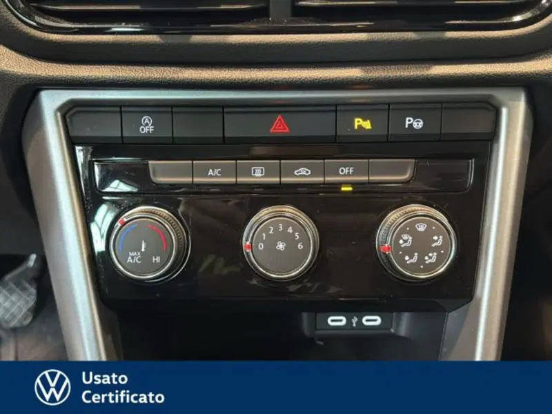 Volkswagen T-Roc usata a Vicenza (17)
