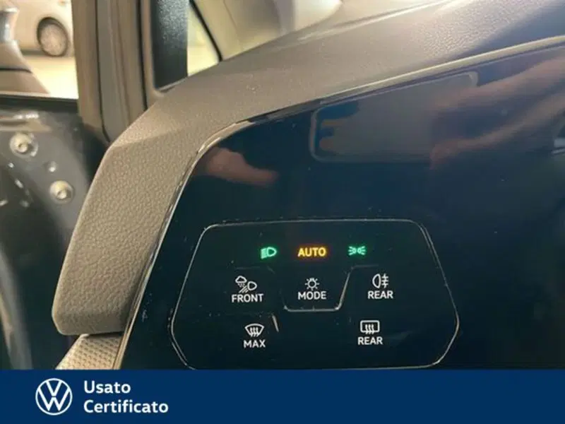 Volkswagen Golf Variant usata a Vicenza (16)
