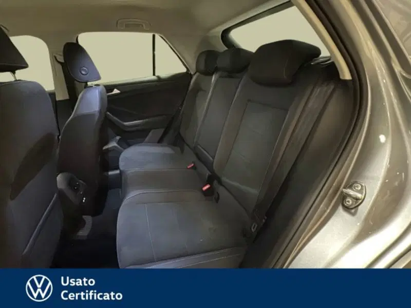 Volkswagen T-Roc usata a Vicenza (12)