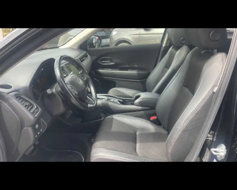 Honda HR-V usata a Bologna (8)