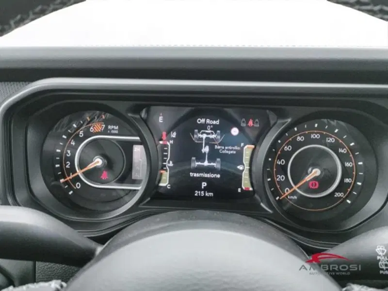 Jeep Wrangler Unlimited nuova a Perugia (11)