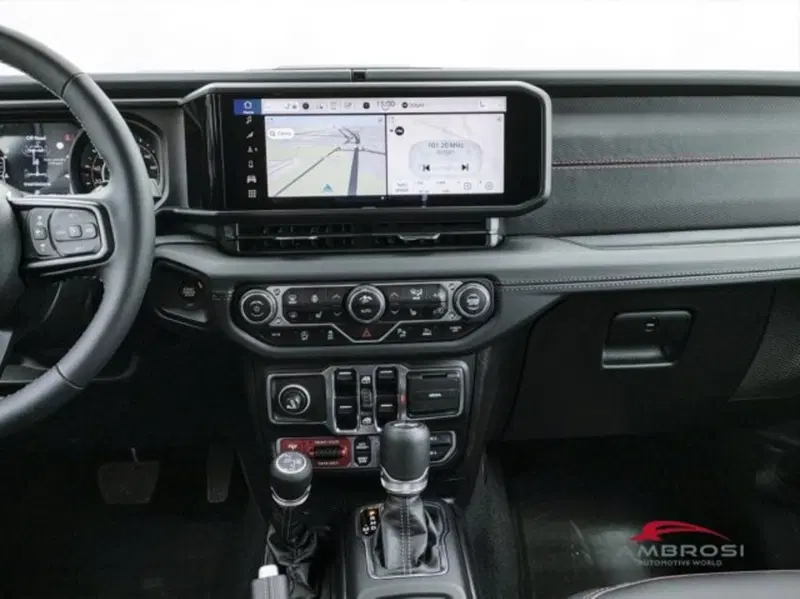 Jeep Wrangler Unlimited nuova a Perugia (14)