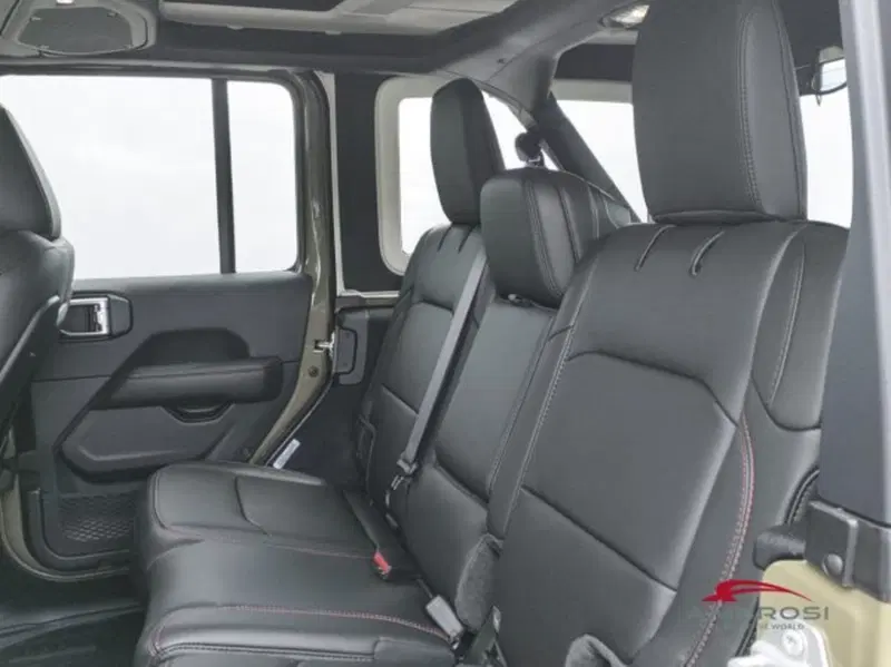 Jeep Wrangler Unlimited nuova a Perugia (9)