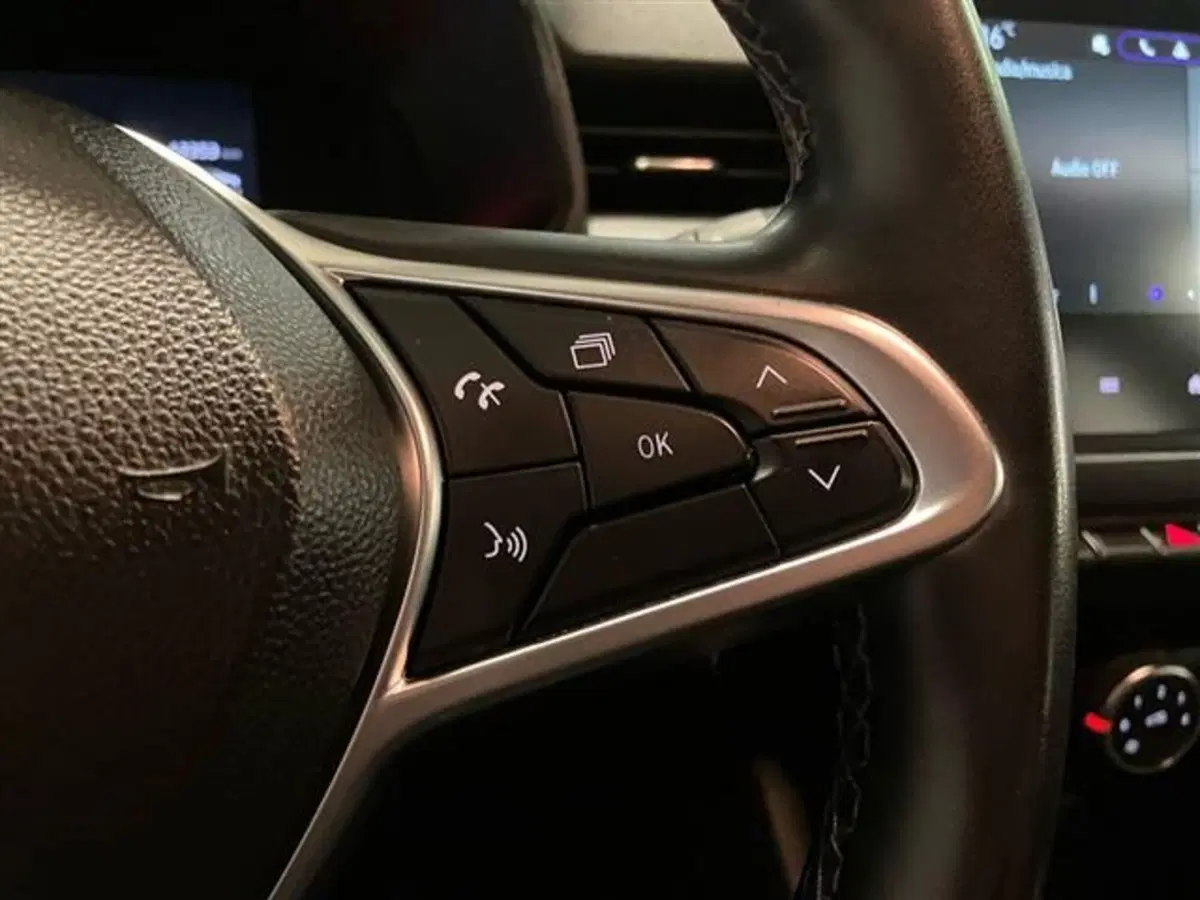 Renault Clio usata a Como (19)