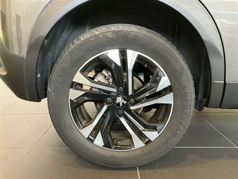 Peugeot 2008 usata a Como (6)