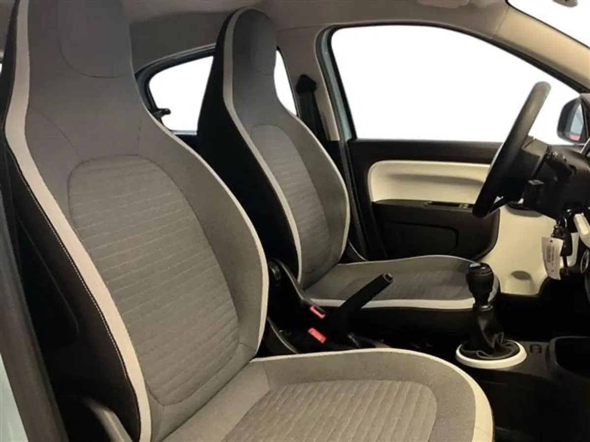 Renault Twingo usata a Como (10)