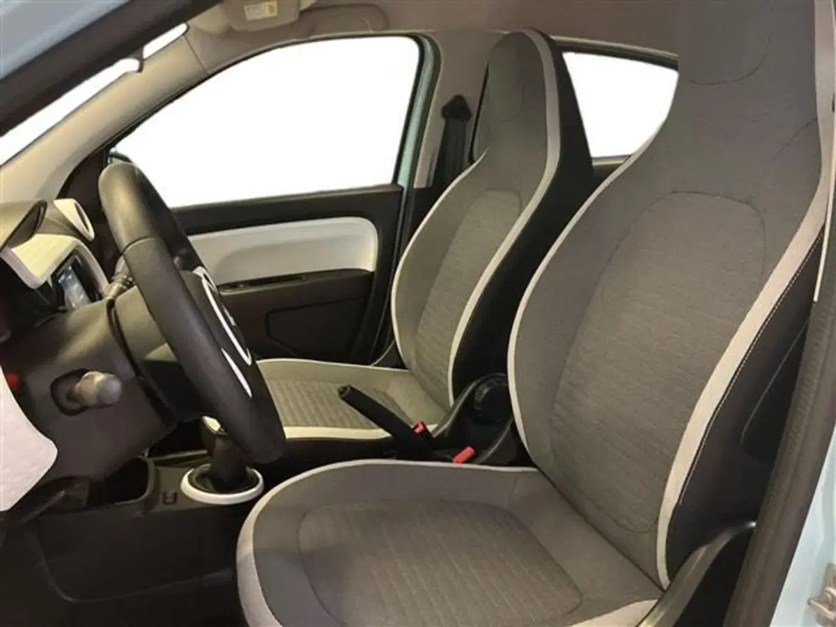 Renault Twingo usata a Como (11)