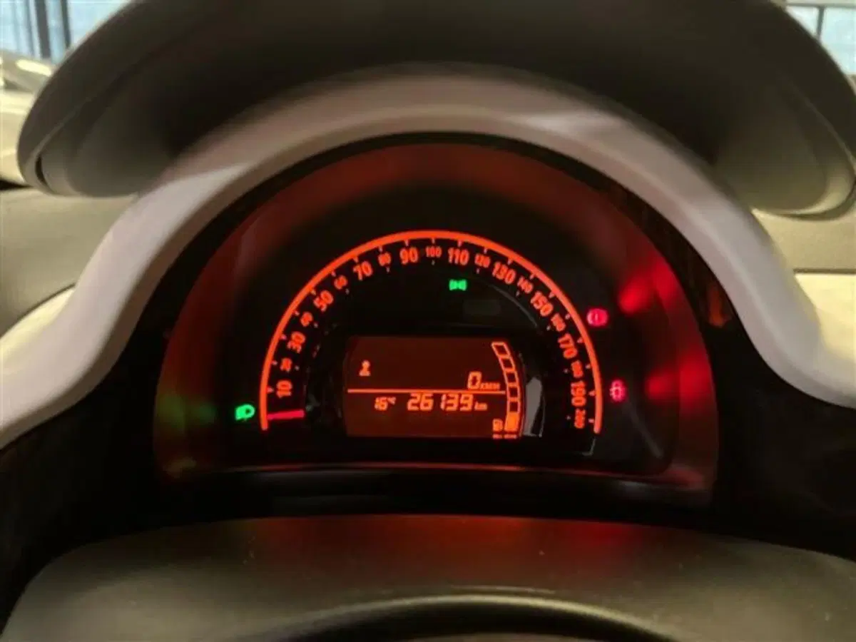 Renault Twingo usata a Como (15)