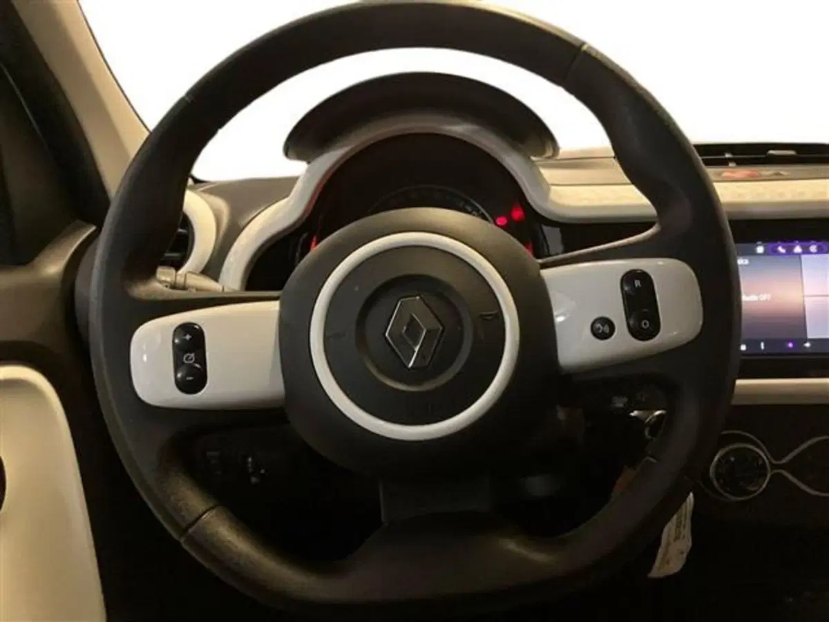 Renault Twingo usata a Como (17)