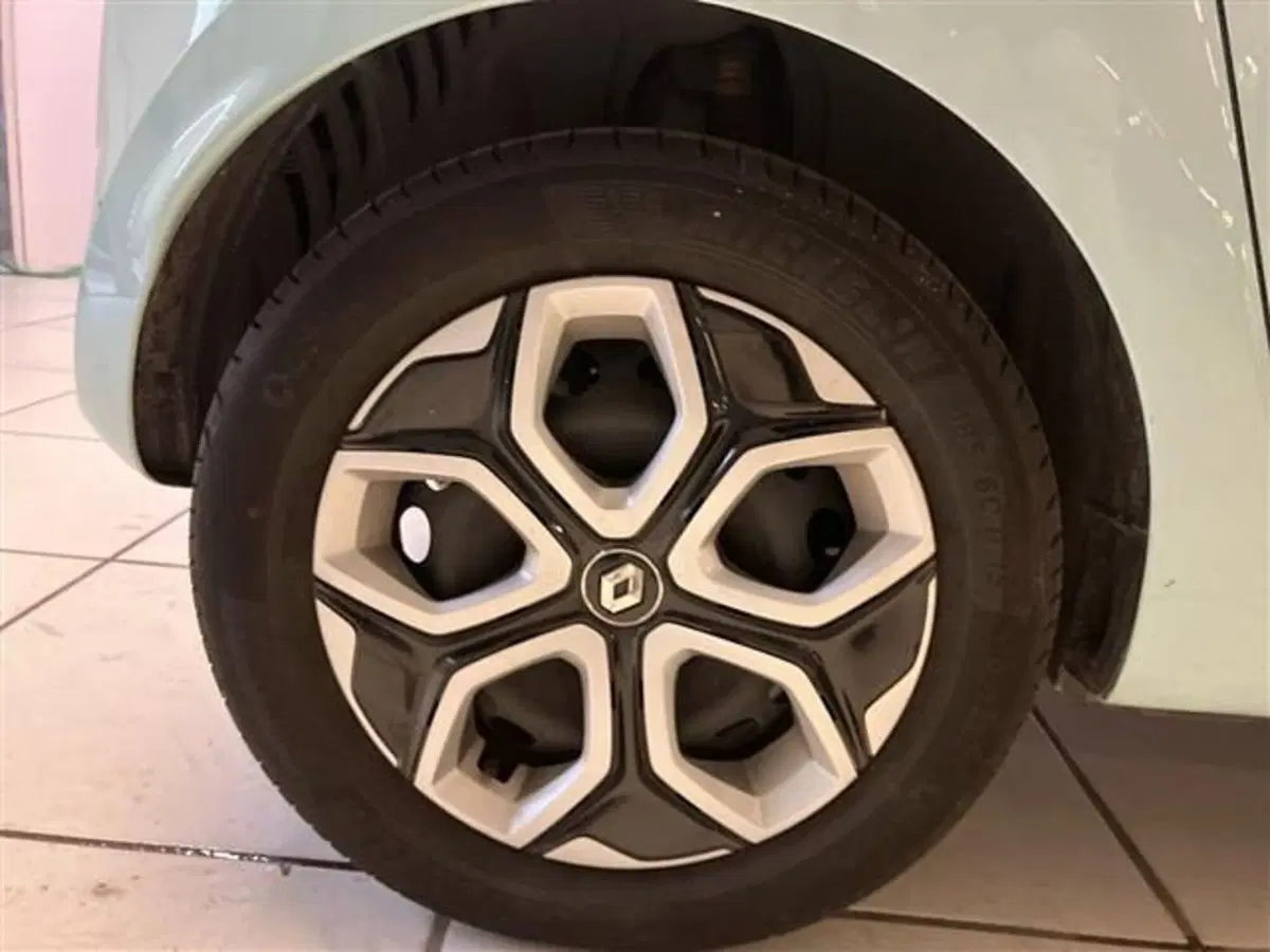 Renault Twingo usata a Como (8)