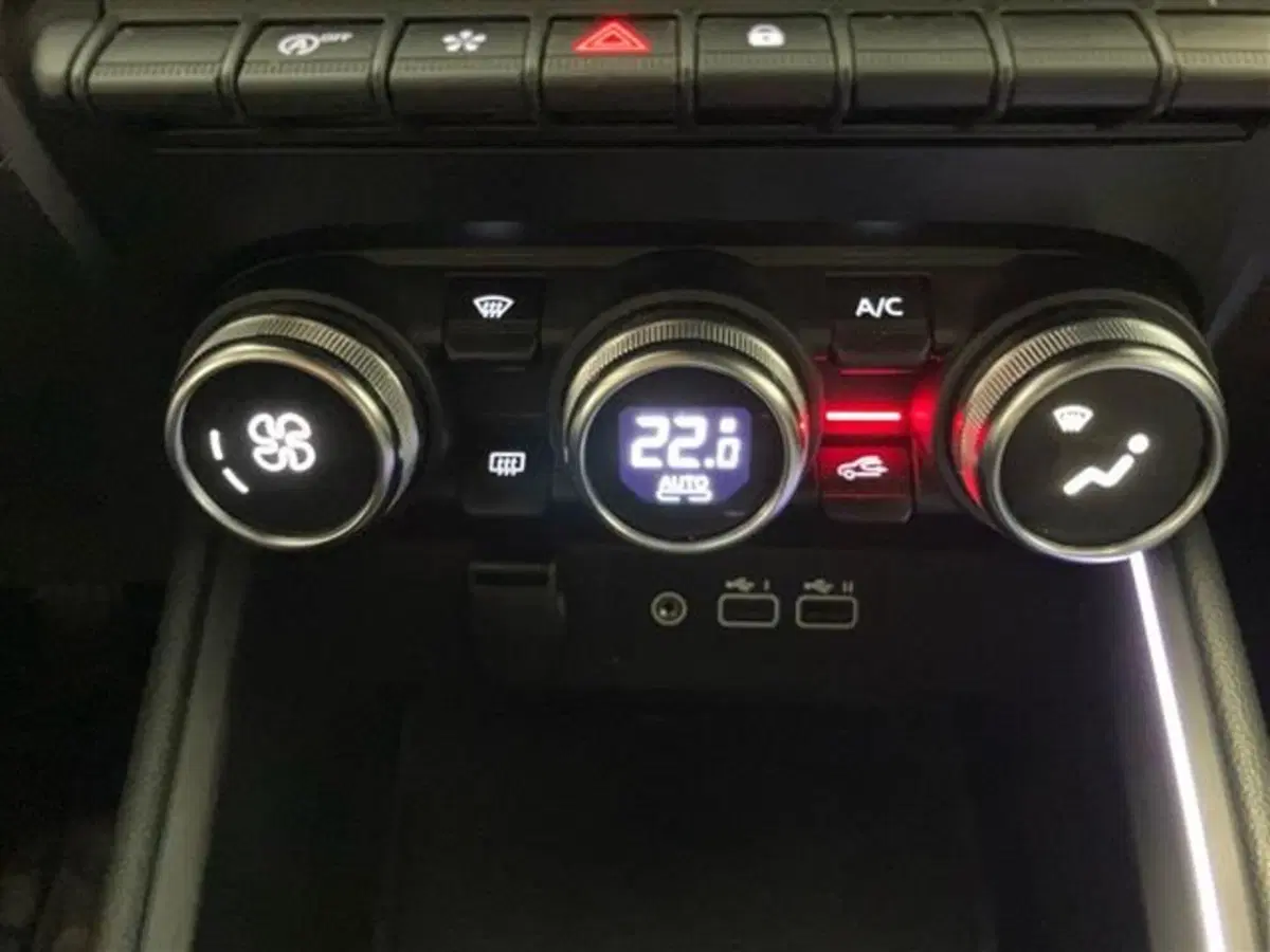 Renault Clio usata a Como (19)