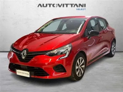 Renault Clio Full Hybrid E-Tech 145 CV 5 porte Equilibre del 2023 usata a Como