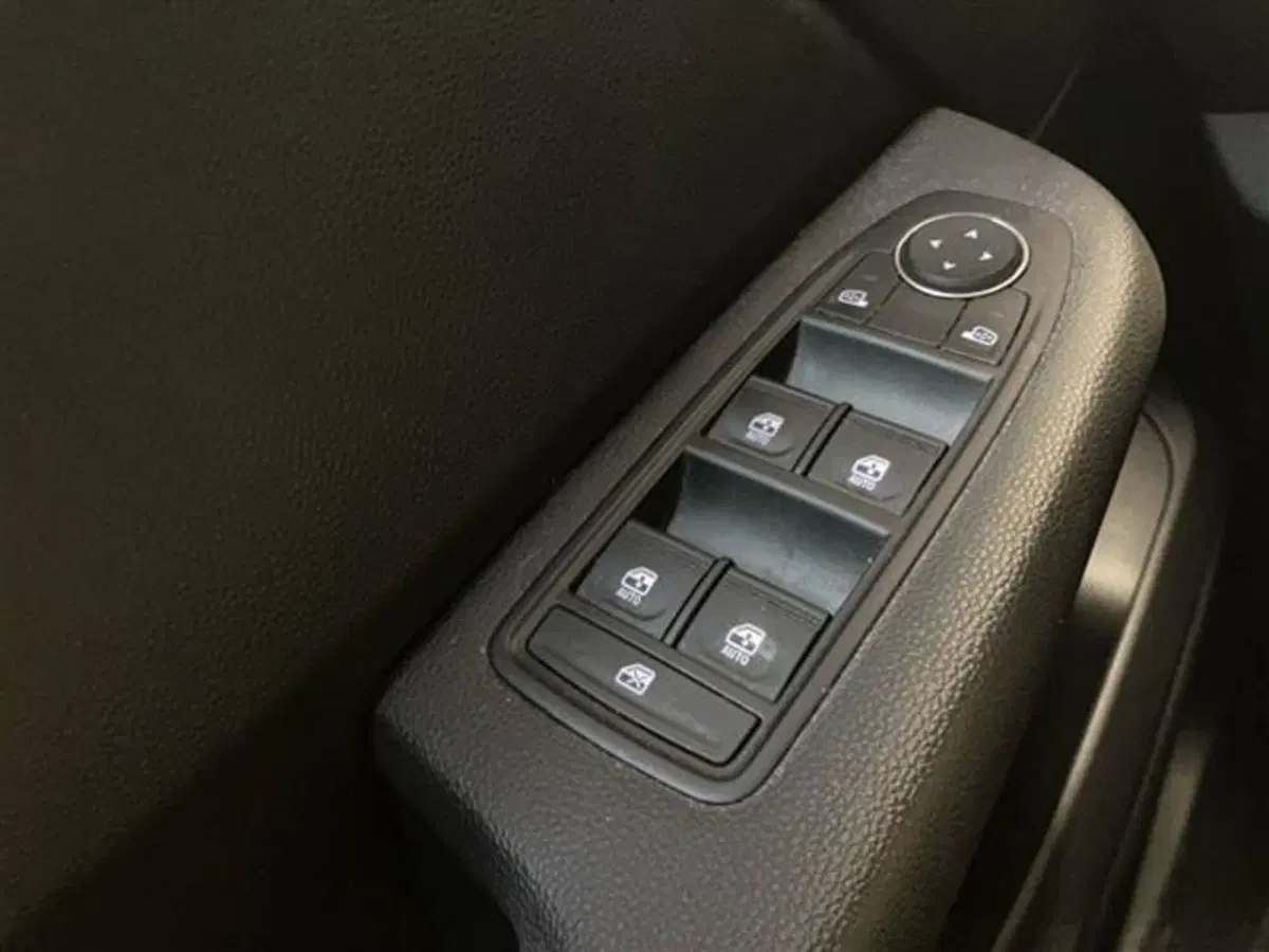 Renault Clio usata a Como (20)