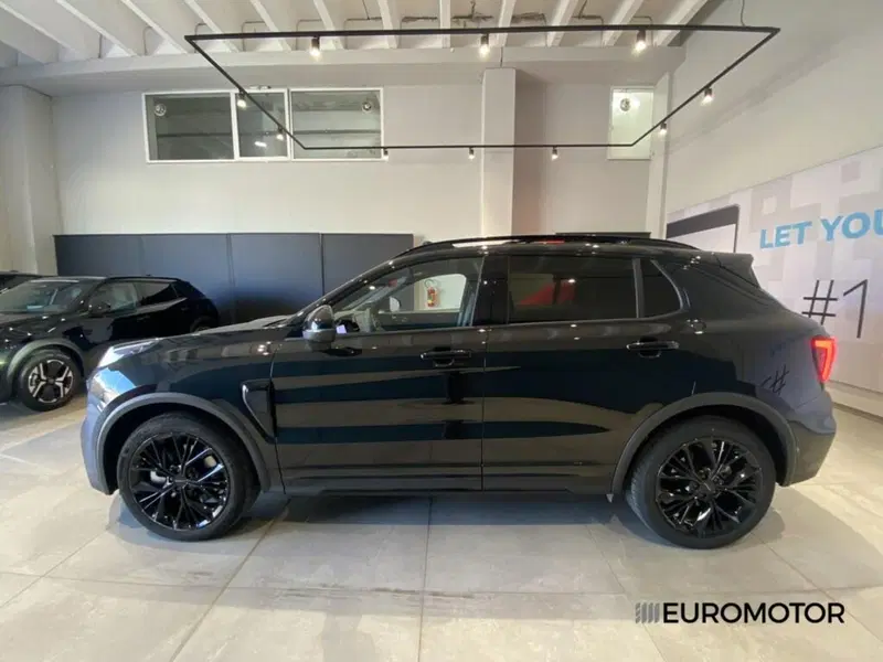 Lynk & Co 01 usata a Bari (14)