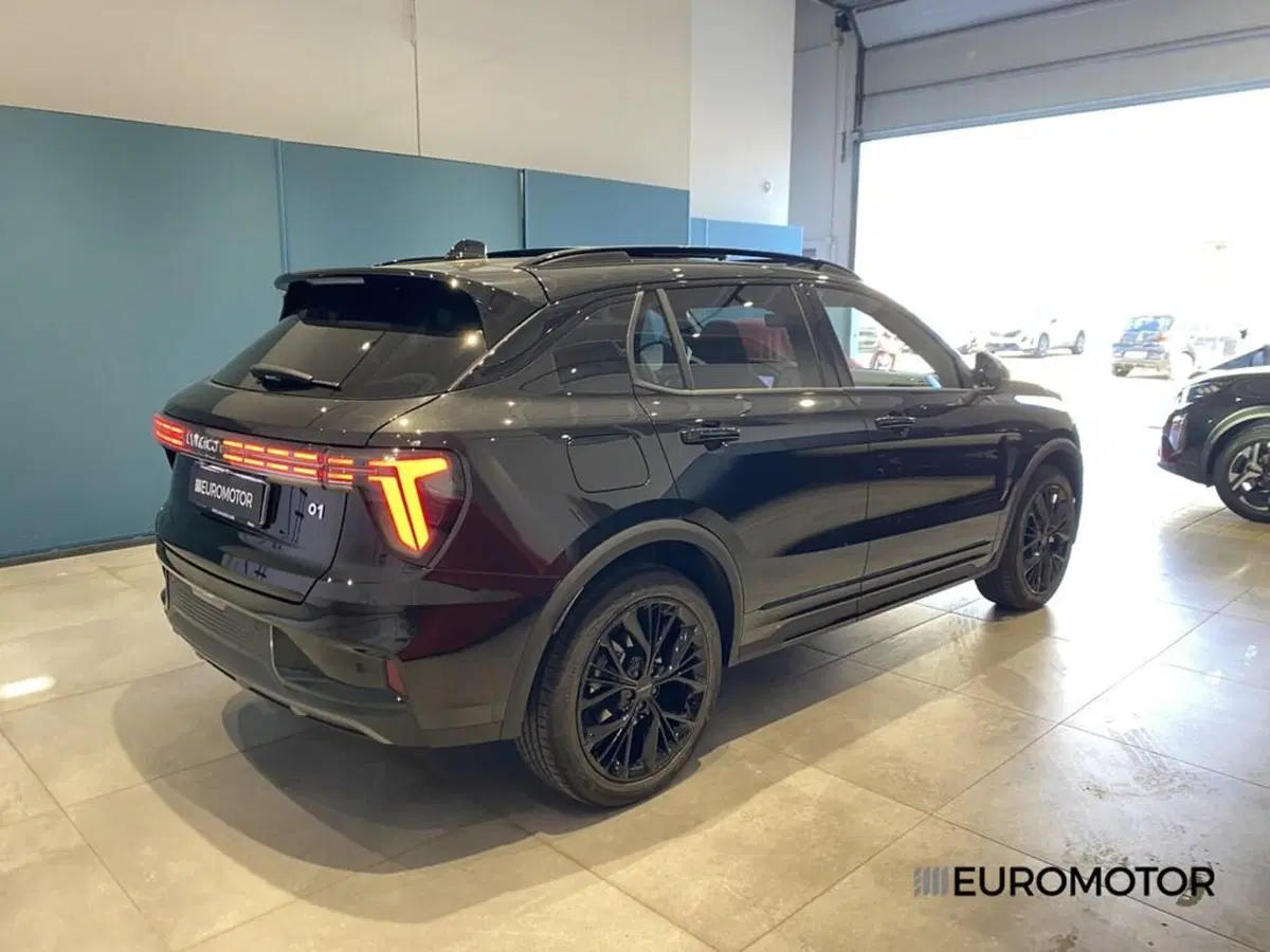 Lynk & Co 01 usata a Bari (8)