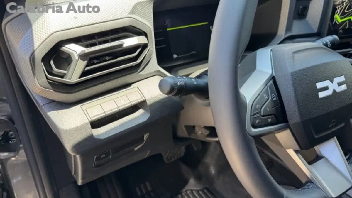 Dacia Duster nuova a Reggio Calabria (16)