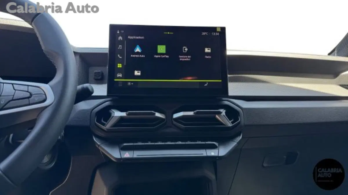 Dacia Duster nuova a Reggio Calabria (17)