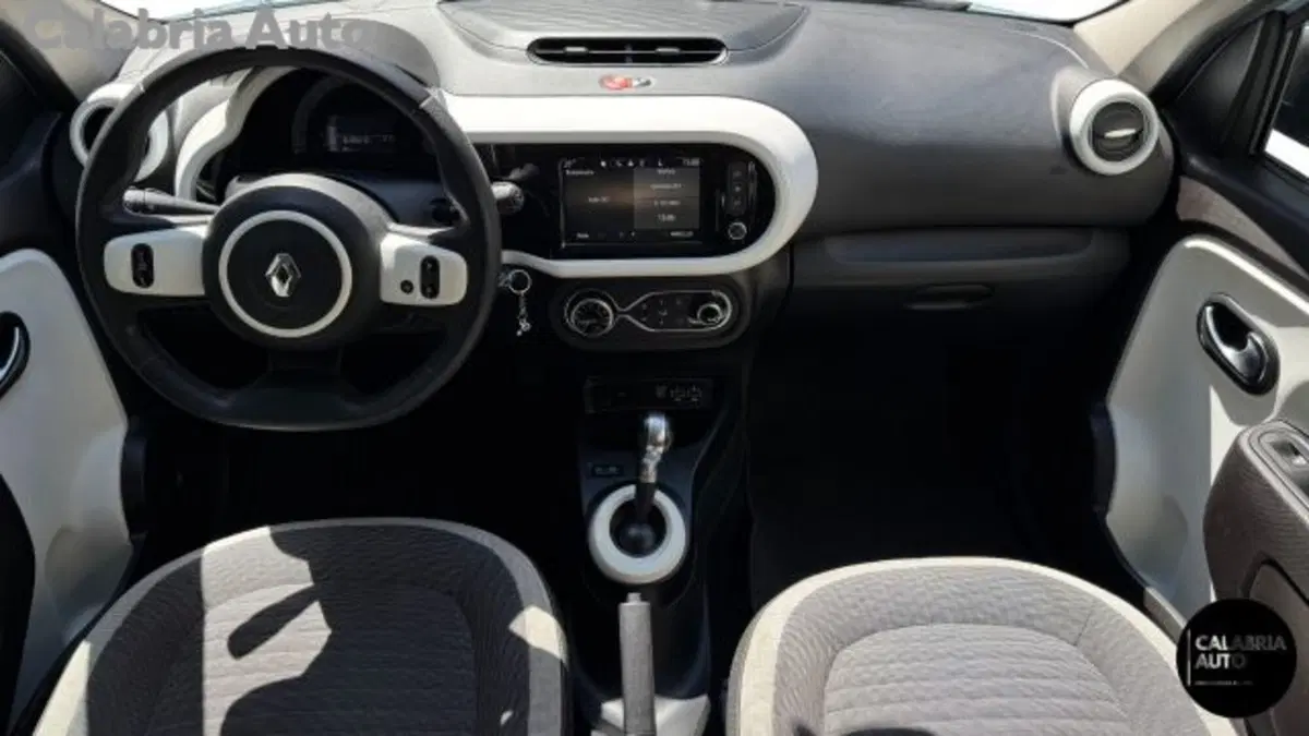 Renault Twingo usata a Reggio Calabria (8)