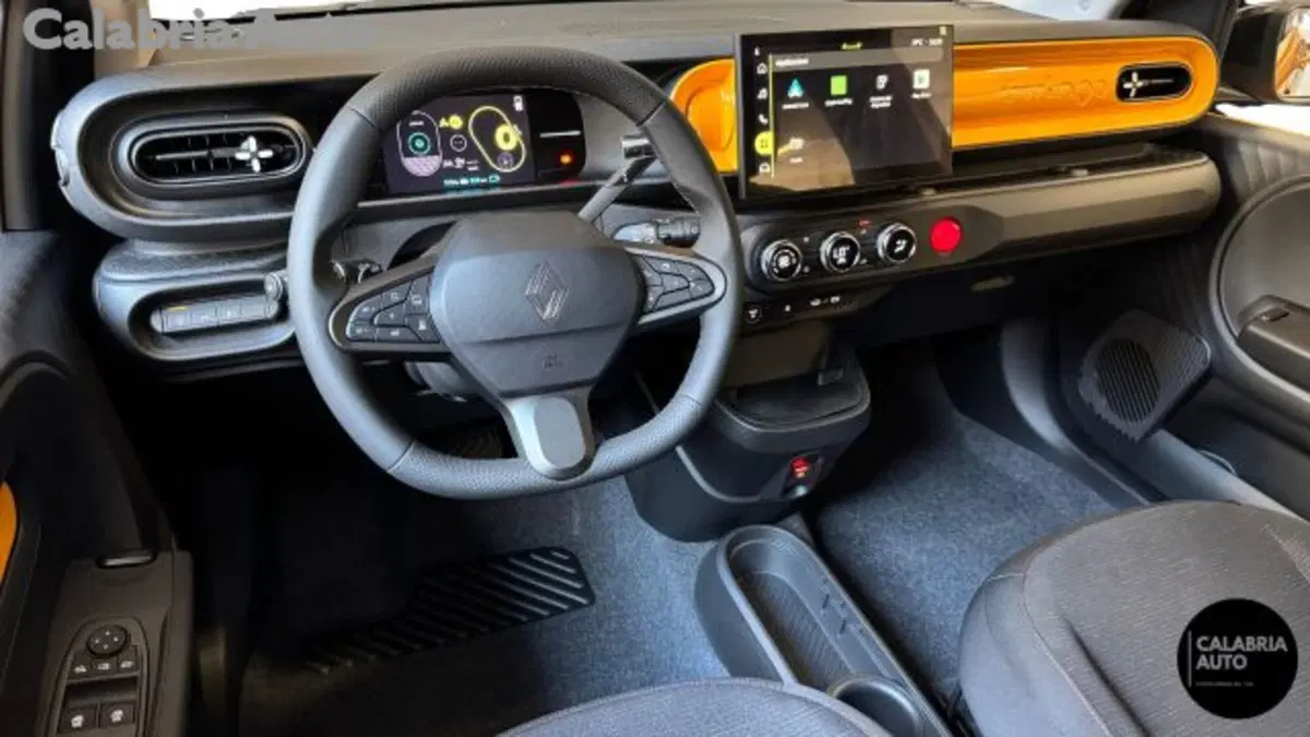 Renault Twingo nuova a Reggio Calabria (6)