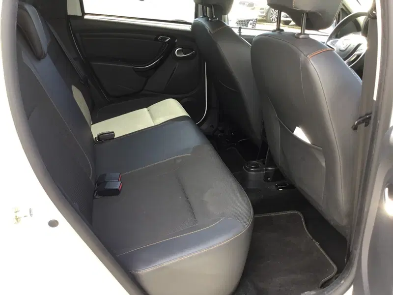 Dacia Duster usata a Napoli (7)
