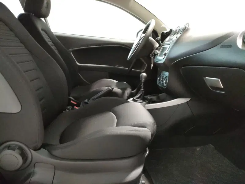 Alfa Romeo MiTo usata a L'Aquila (15)
