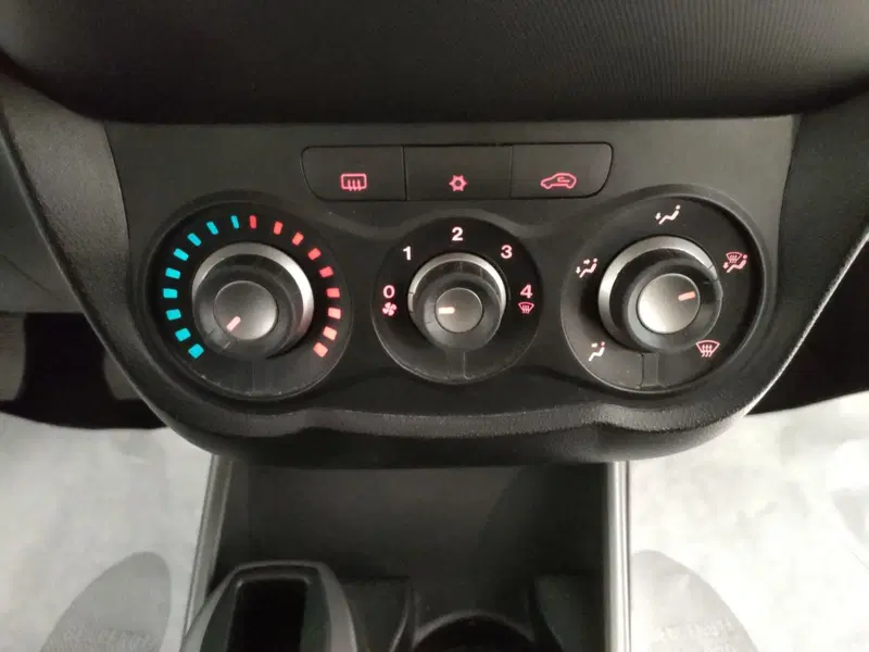 Alfa Romeo MiTo usata a L'Aquila (20)