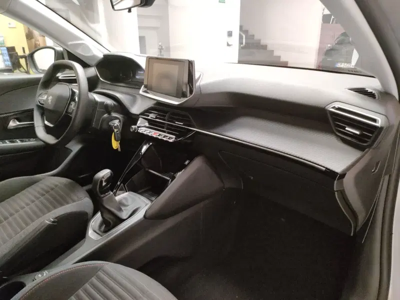 Peugeot 208 usata a Teramo (12)