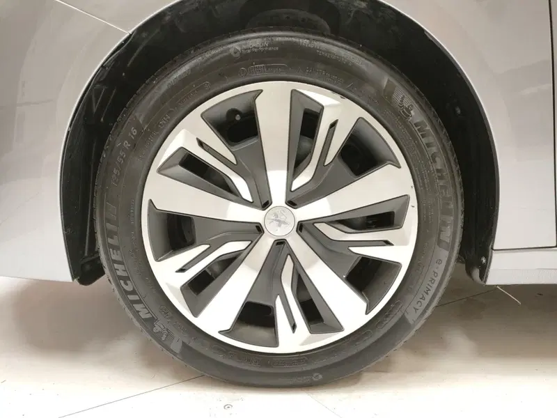 Peugeot 208 usata a Teramo (7)