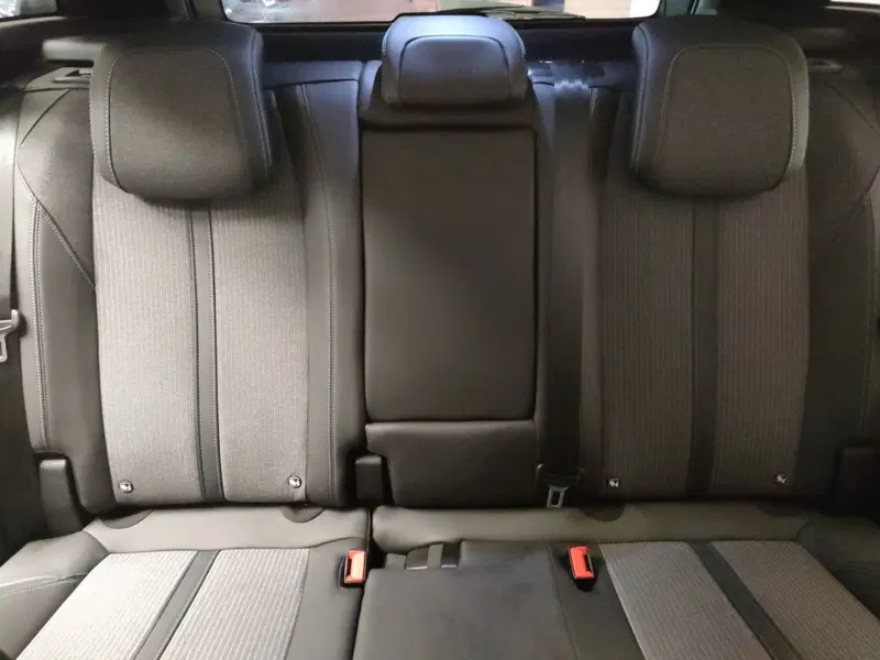 Peugeot 3008 usata a Teramo (13)