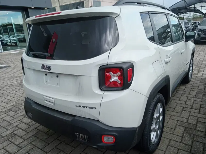Jeep Renegade nuova a Alessandria (5)