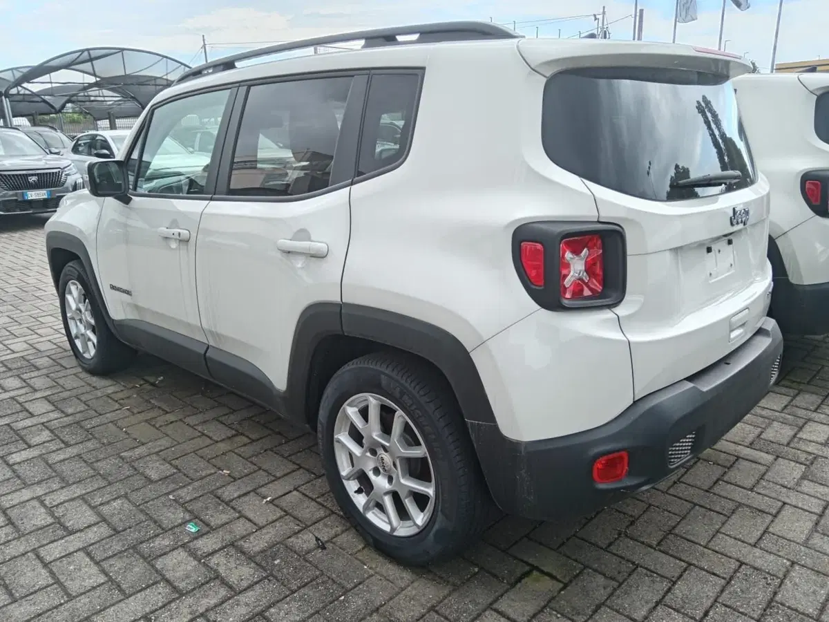 Jeep Renegade nuova a Alessandria (7)