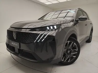 Peugeot 5008 1.2 hybrid GT 145cv 7p.ti e-dcs6 del 2025 usata a Erba