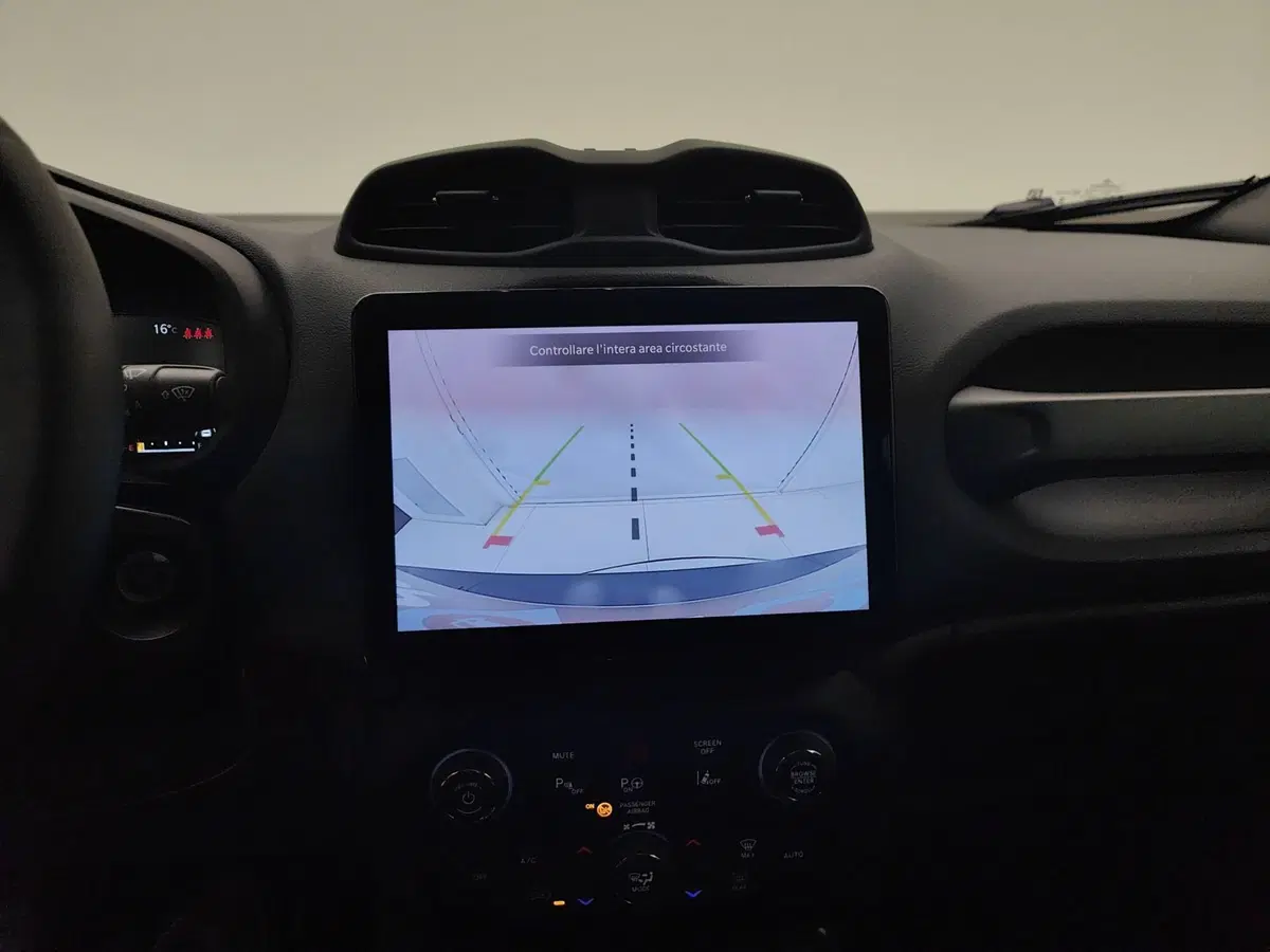 Jeep Renegade usata a Como (10)