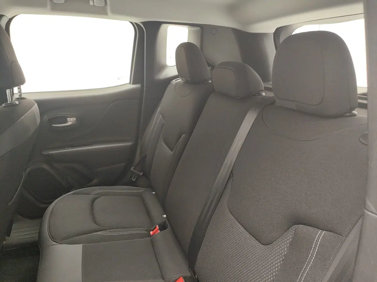 Jeep Renegade usata a Como (13)