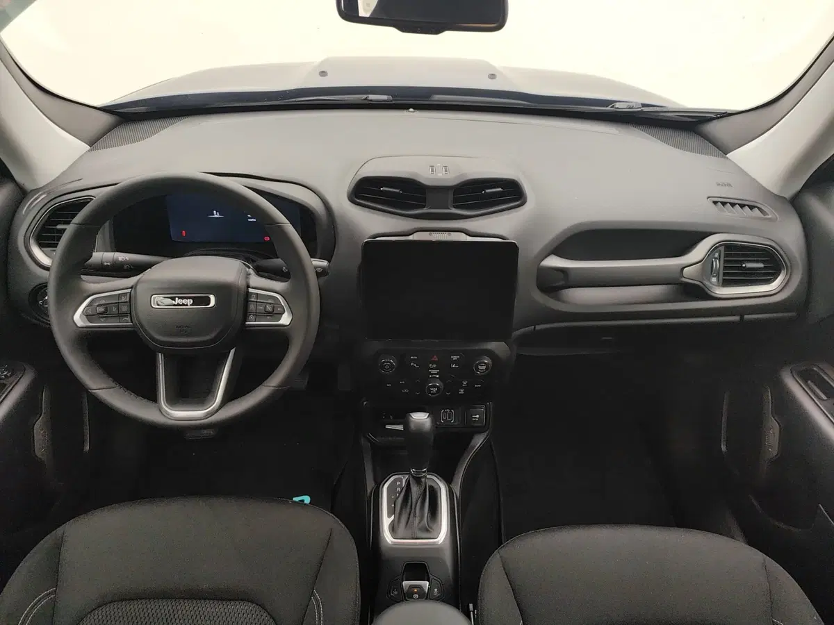 Jeep Renegade usata a Como (7)