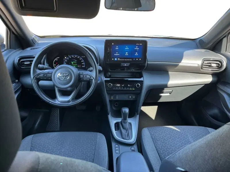 Toyota Yaris Cross usata a Lecco (17)