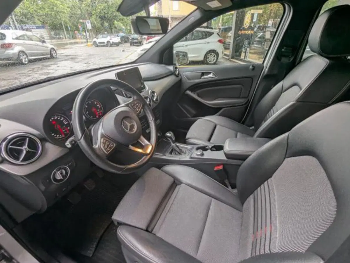 Mercedes-Benz Classe B usata a Parma (11)